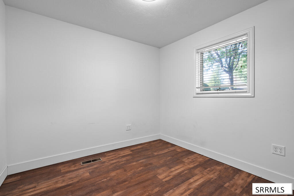 475 Linden Avenue Property Photo 83