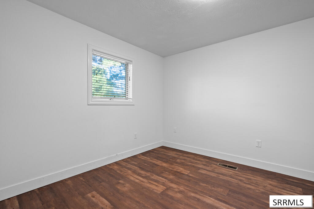 475 Linden Avenue Property Photo 85