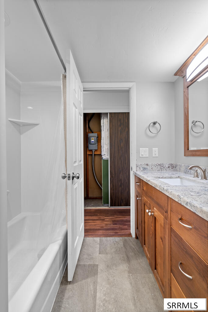 475 Linden Avenue Property Photo 90