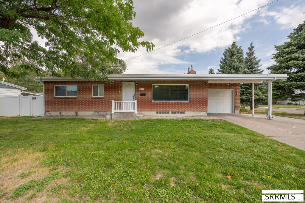 1839 12th Street Property Photo 1