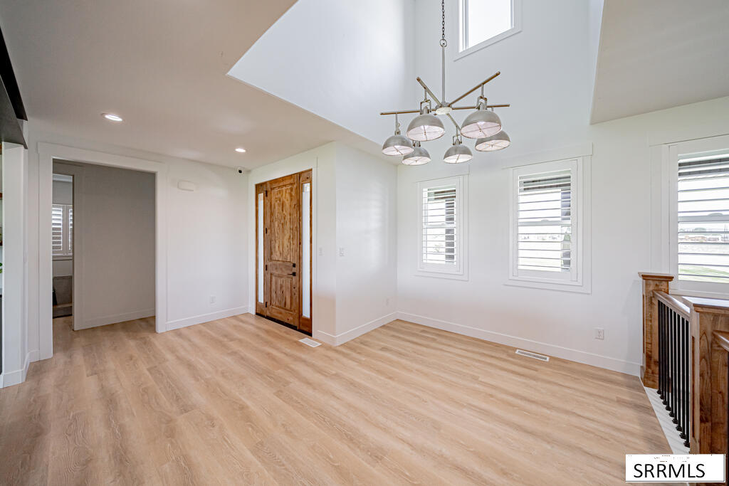 307 N 4200 E Property Photo 6