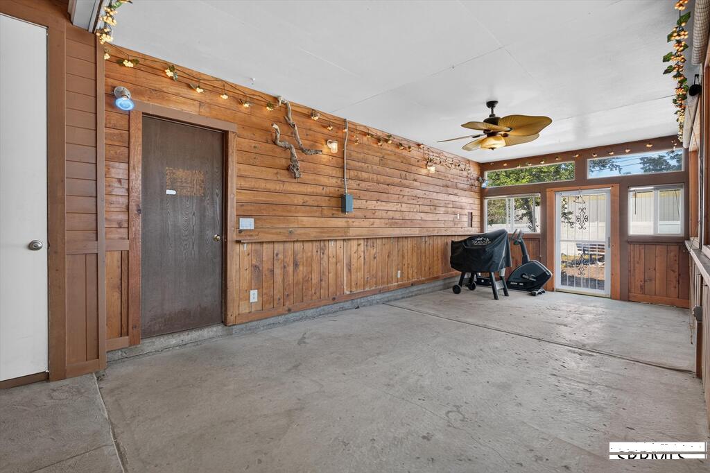 575 S Adams Street Property Photo 30