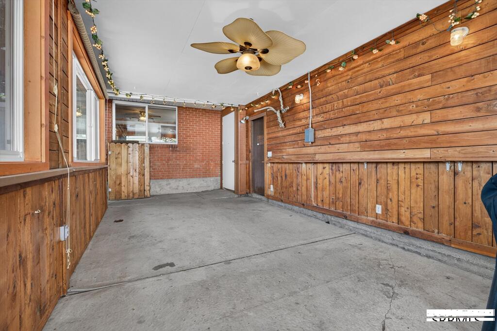 575 S Adams Street Property Photo 31