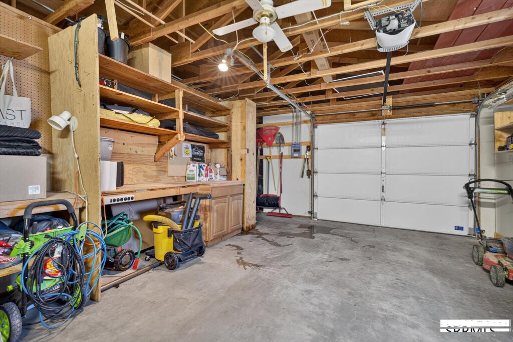 575 S Adams Street Property Photo 33
