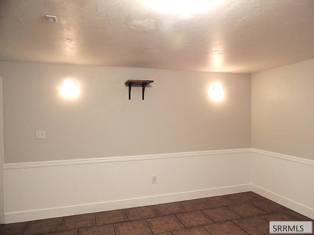25 W 7th Street Property Photo 19