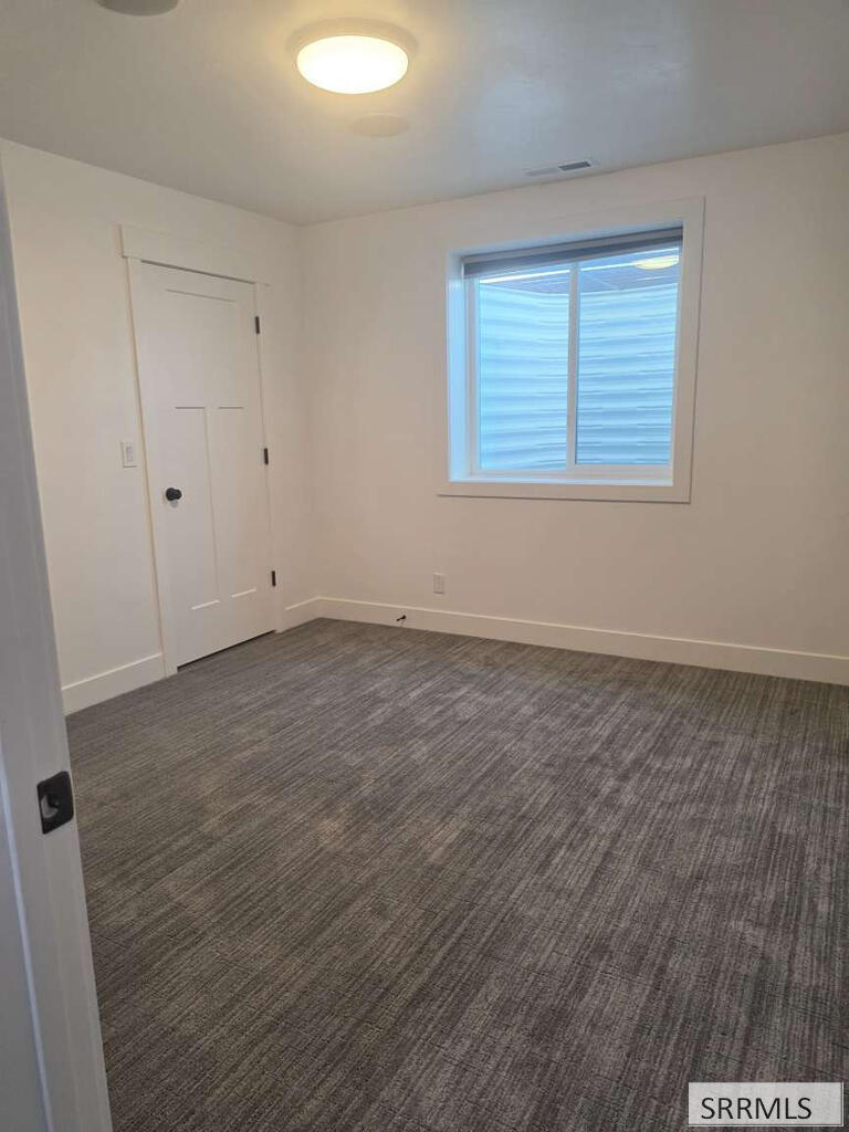 5059 E Allcott Drive Property Photo 12