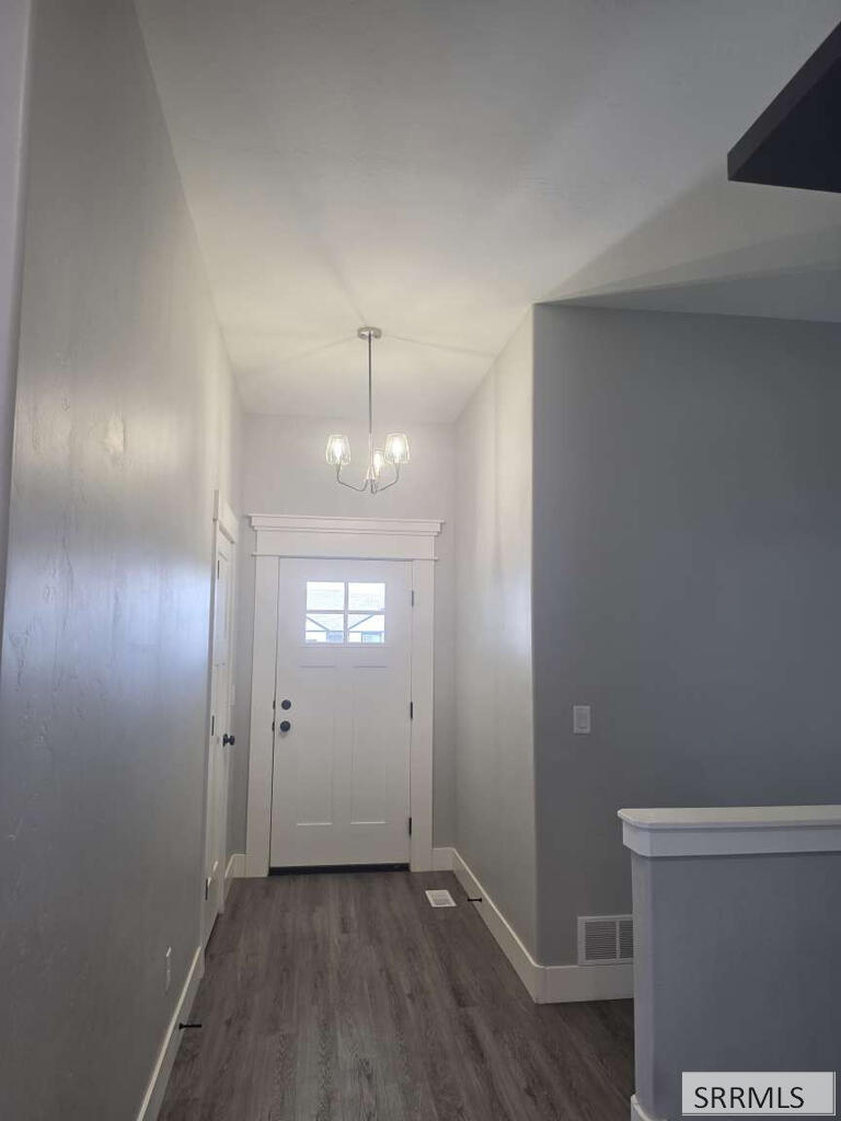 5059 E Allcott Drive Property Photo 13