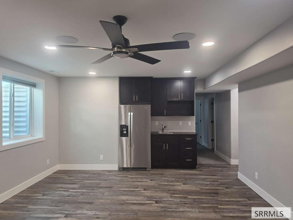 5059 E Allcott Drive Property Photo 17