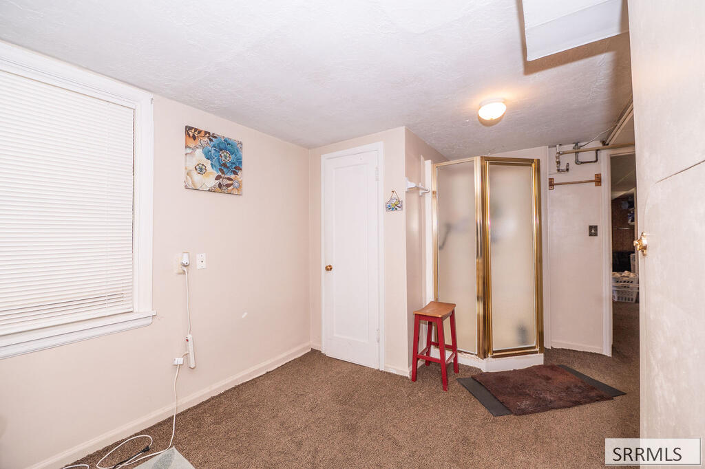 130 S 1st E Property Photo 24