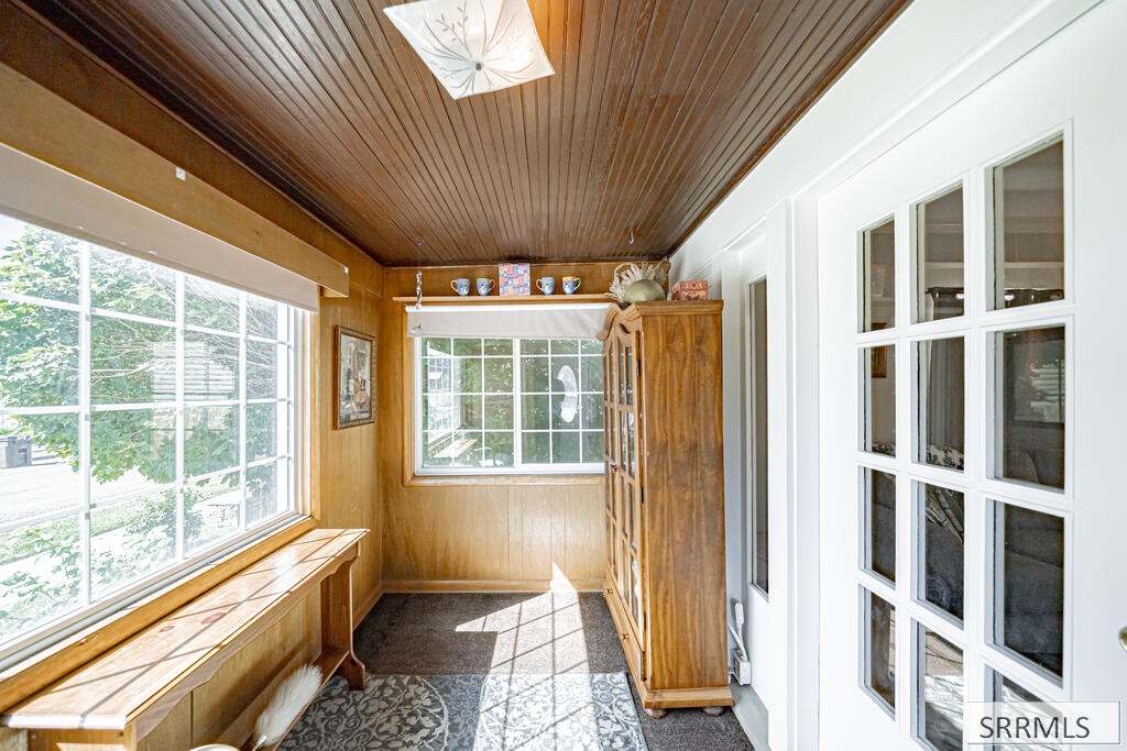 2188787 Property Photo 12