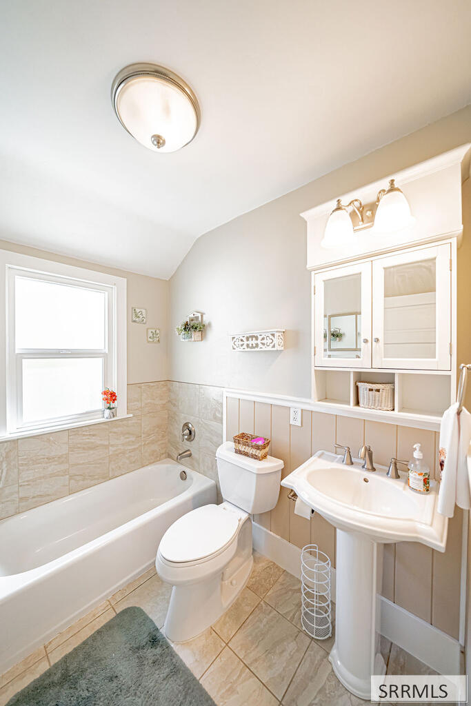2188787 Property Photo 29