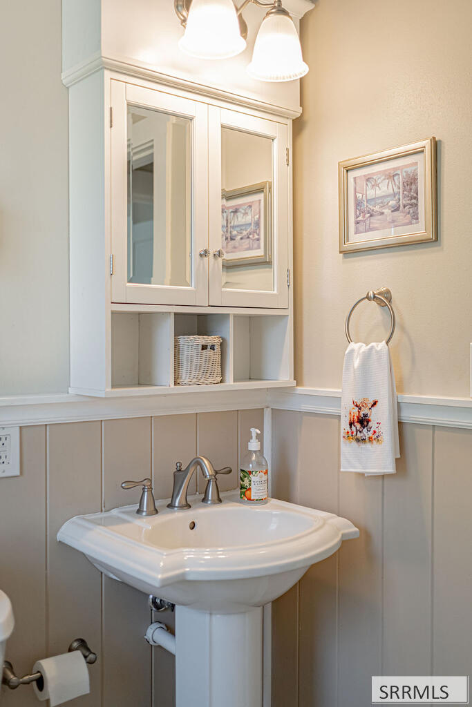 2188787 Property Photo 32