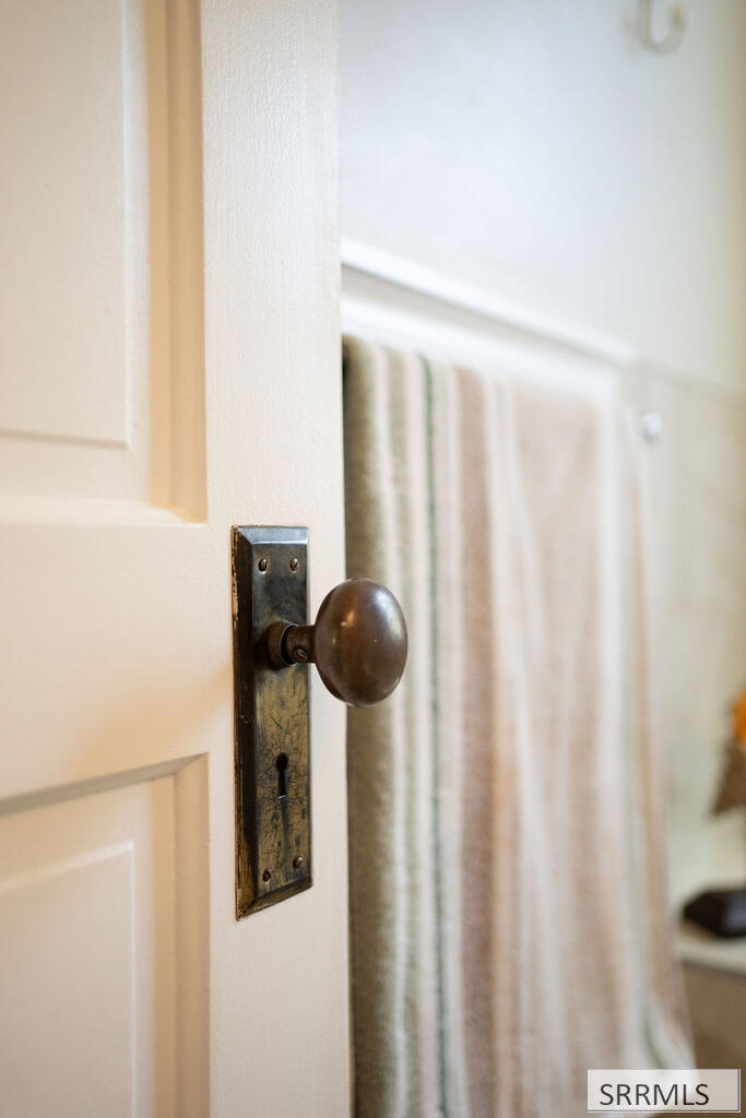 2188787 Property Photo 33
