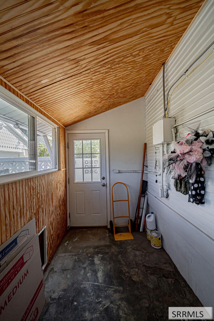 2188787 Property Photo 34