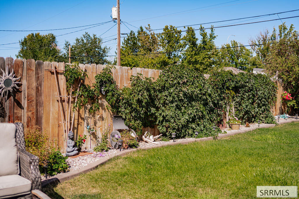 2188787 Property Photo 42