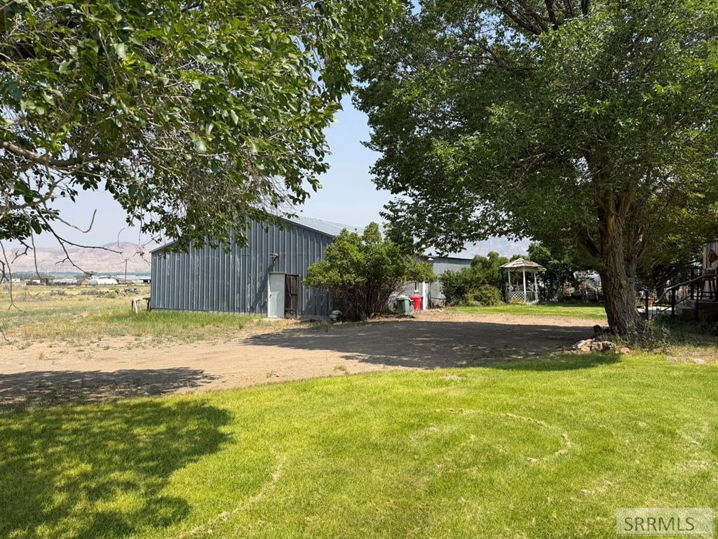 24707 Hwy 93 Property Photo 3