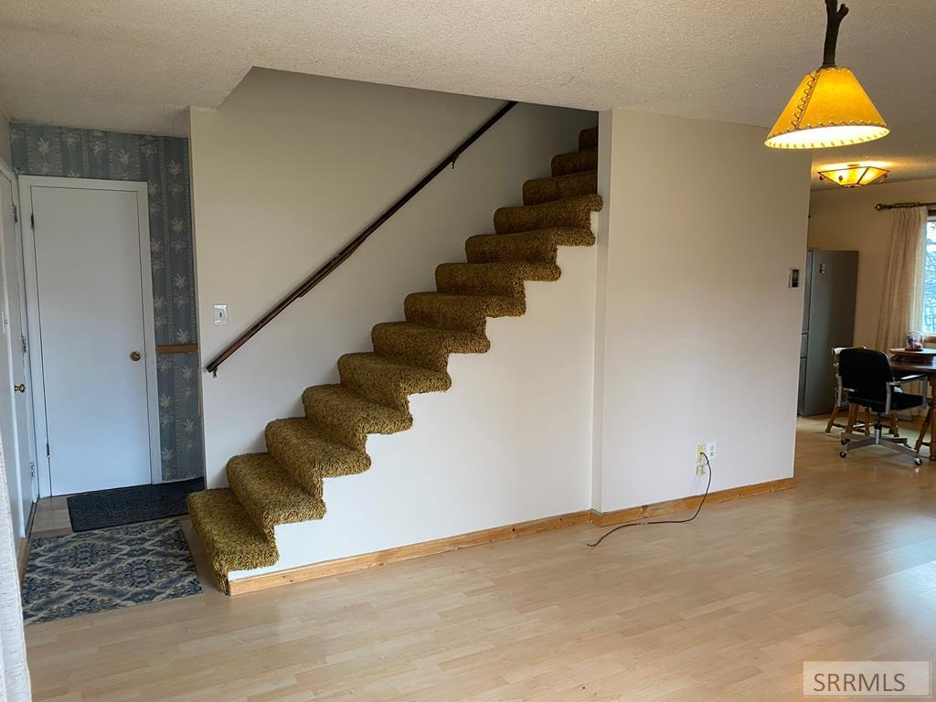 24707 Hwy 93 Property Photo 6