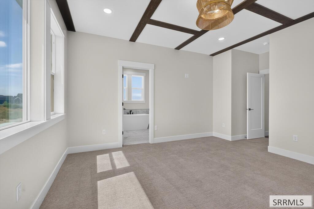 14831 Westfield Ave Property Photo 22