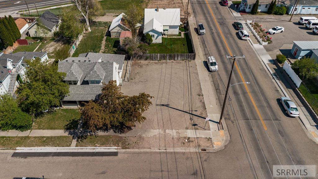 610 Water Avenue Property Photo 1