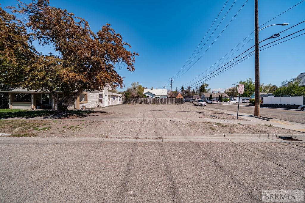 610 Water Avenue Property Photo 10
