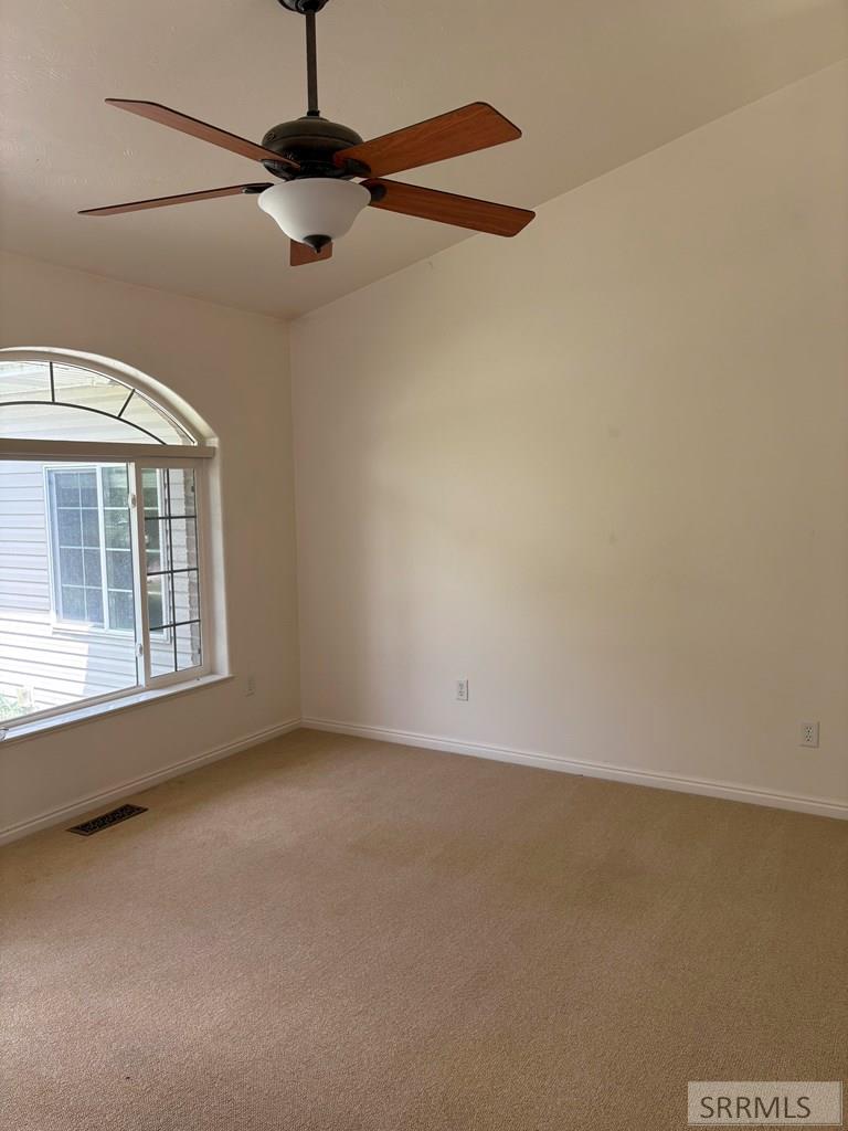 1145 Ashland Drive Property Photo 4