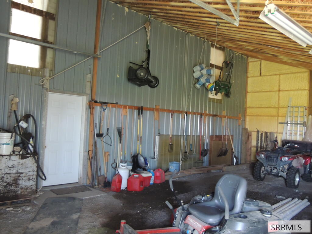 685 Main Street Property Photo 13