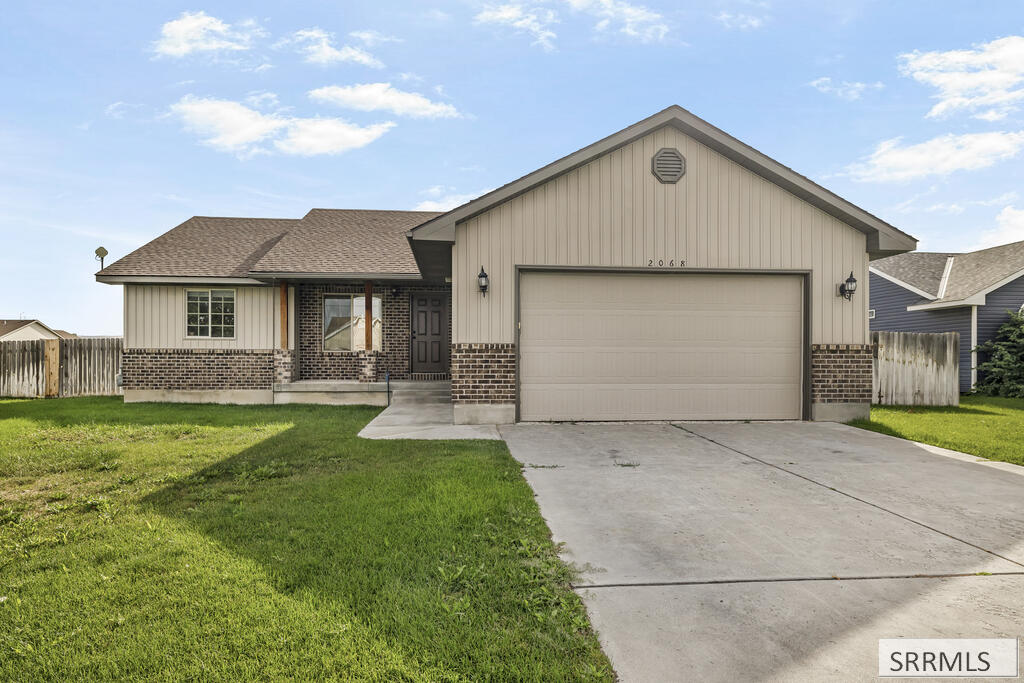 2068 Edmiston Drive Property Photo 1