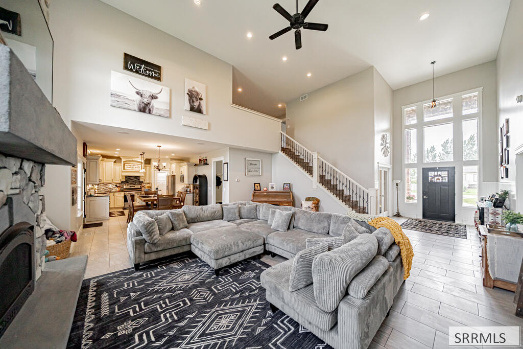 3721 E 331 N Property Photo 15