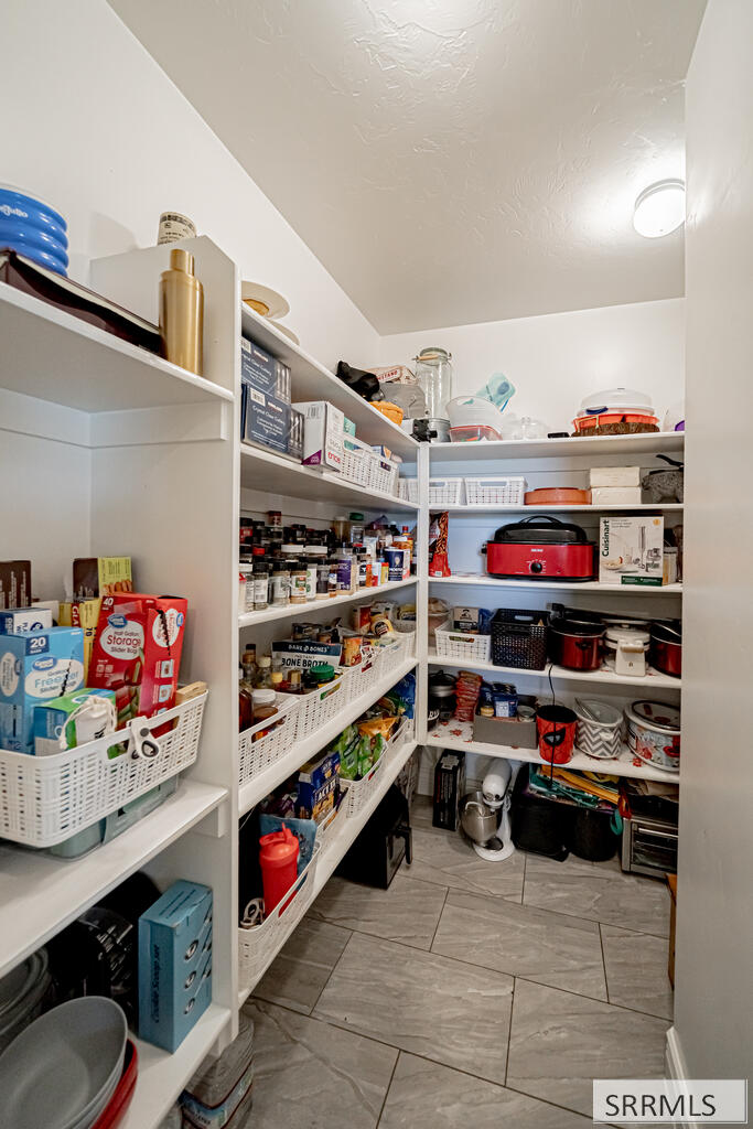 3721 E 331 N Property Photo 26