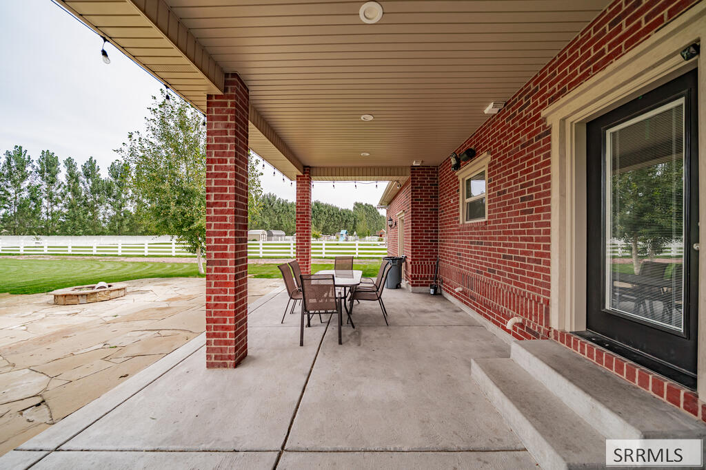3721 E 331 N Property Photo 71