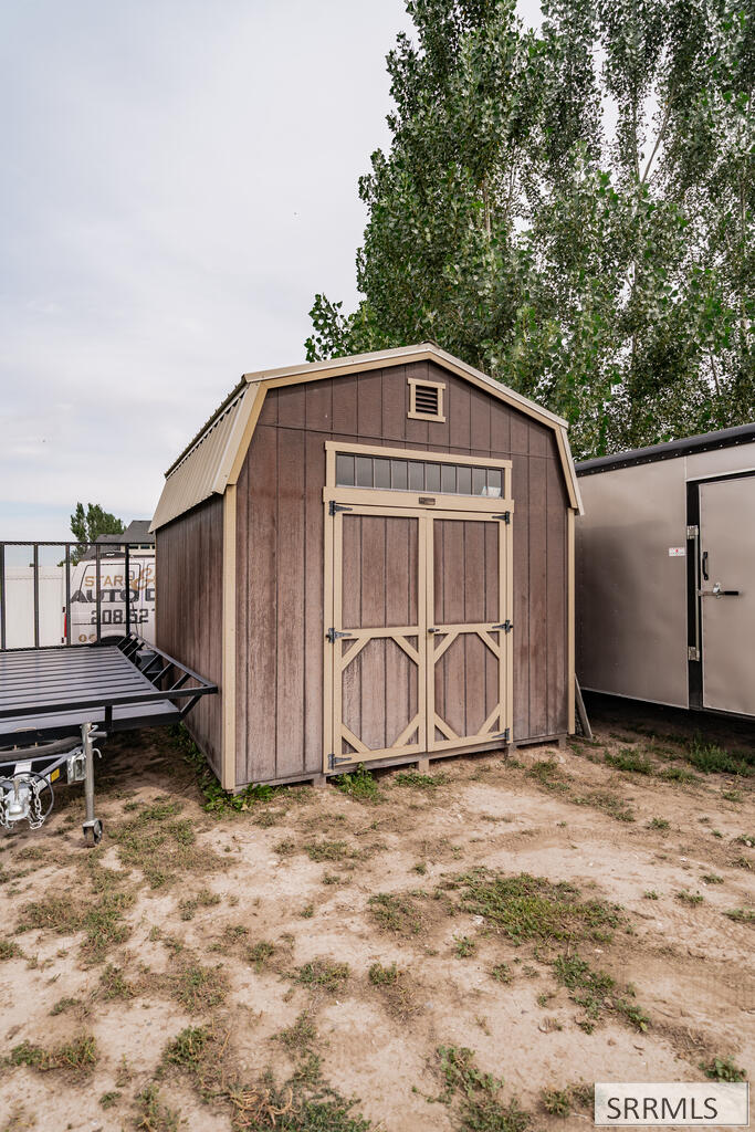 3721 E 331 N Property Photo 77