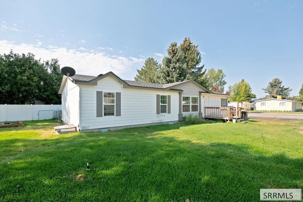820 Singletree Lane Property Photo 1