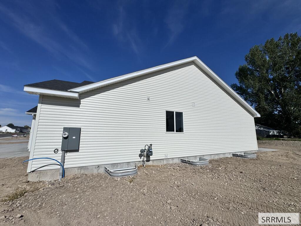 389 Wind River Drive Property Photo 3