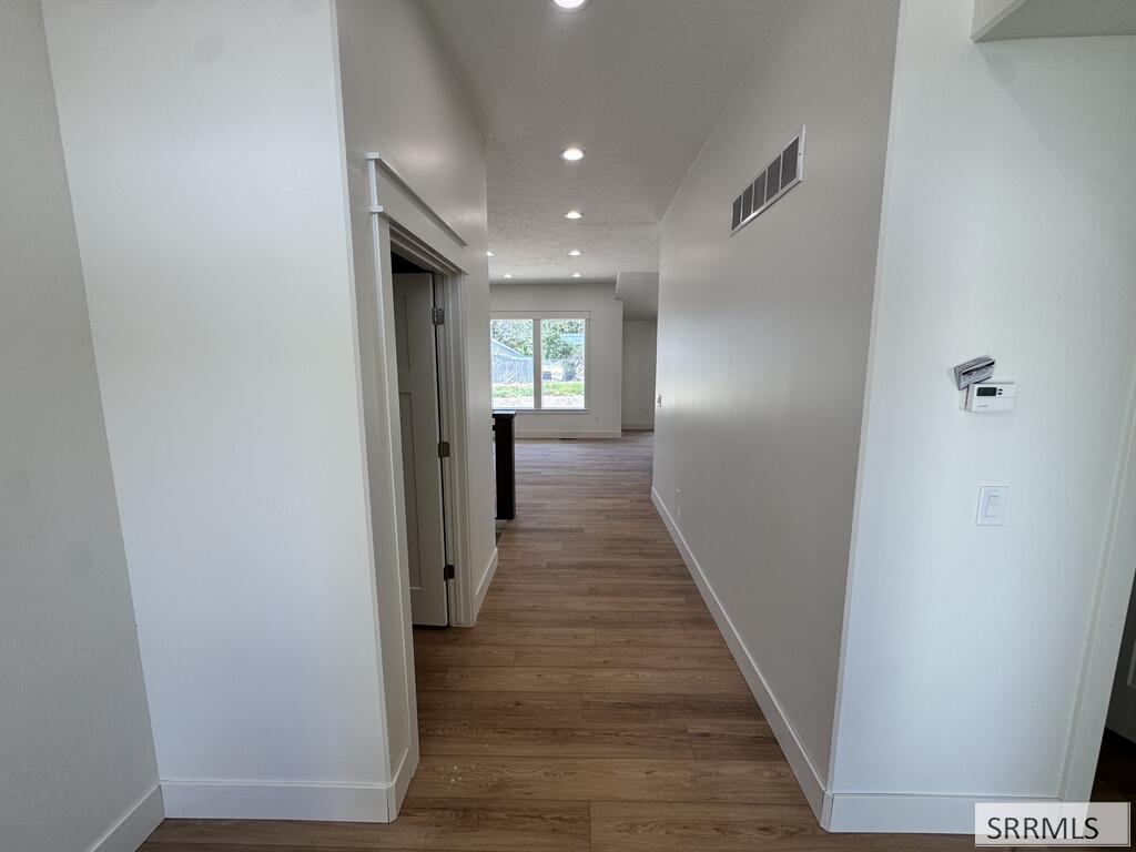 389 Wind River Drive Property Photo 6