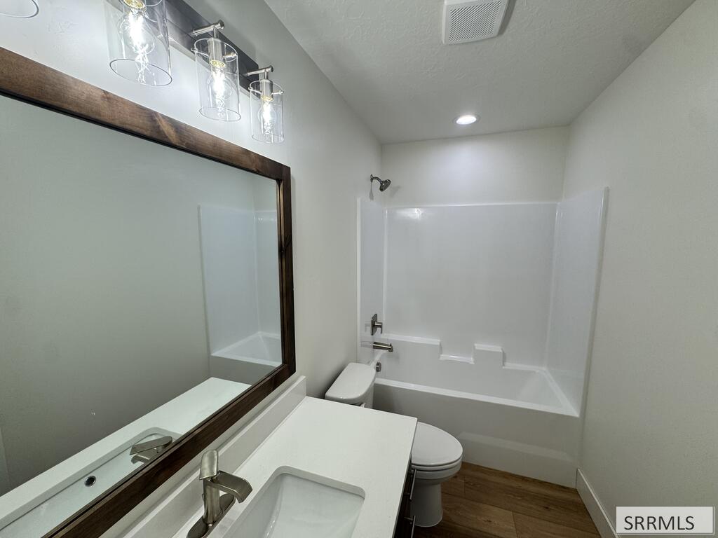 389 Wind River Drive Property Photo 9