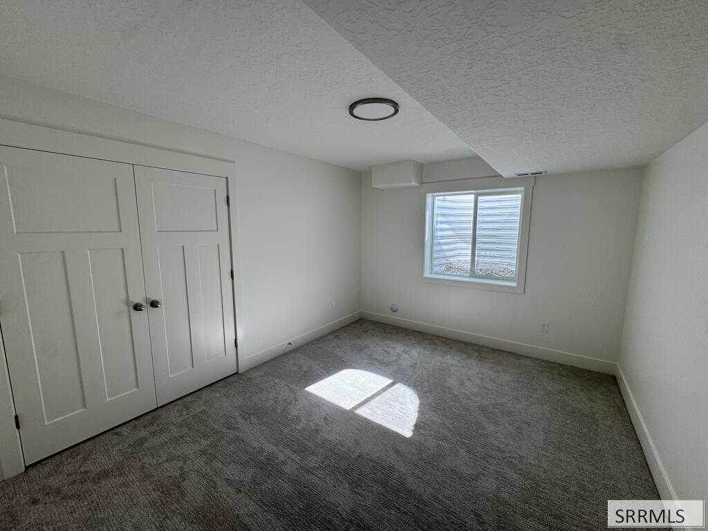 389 Wind River Drive Property Photo 29
