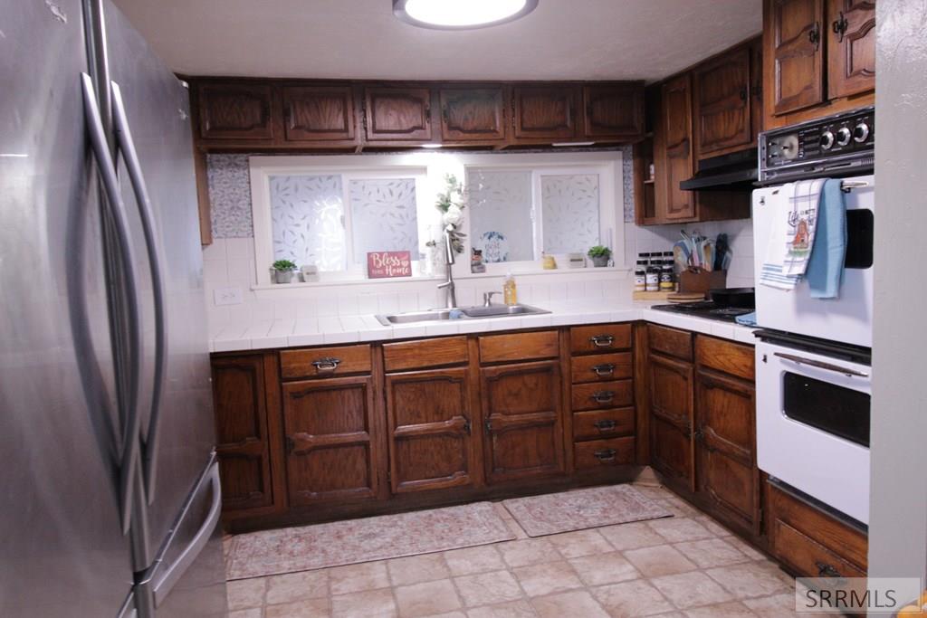 2967 W 2400 N Property Photo 4