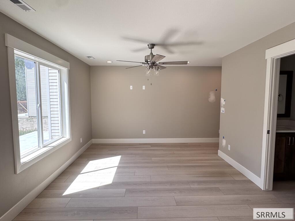 683 W Main Street Property Photo 2