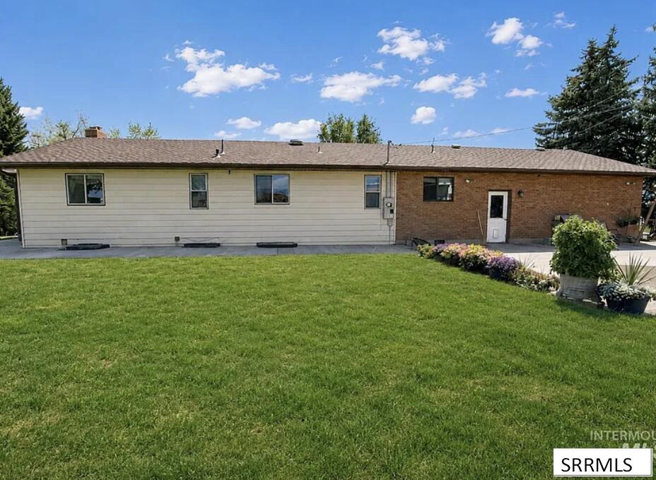 376 S 1100 E Property Photo 2