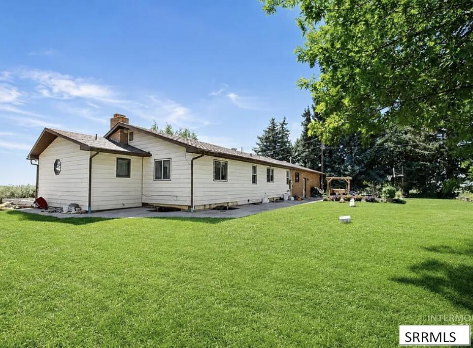 376 S 1100 E Property Photo 3