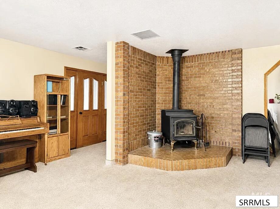 376 S 1100 E Property Photo 5