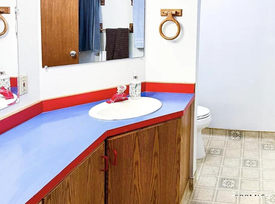 376 S 1100 E Property Photo 11