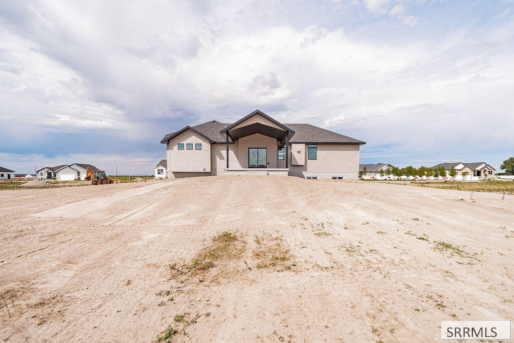 3770 E 369 N Property Photo 34