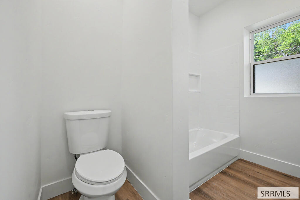 256 E Center Street Property Photo 24