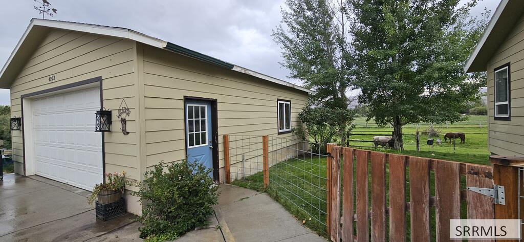 4253 Highway 93 Property Photo 11