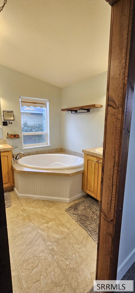 4253 Highway 93 Property Photo 43
