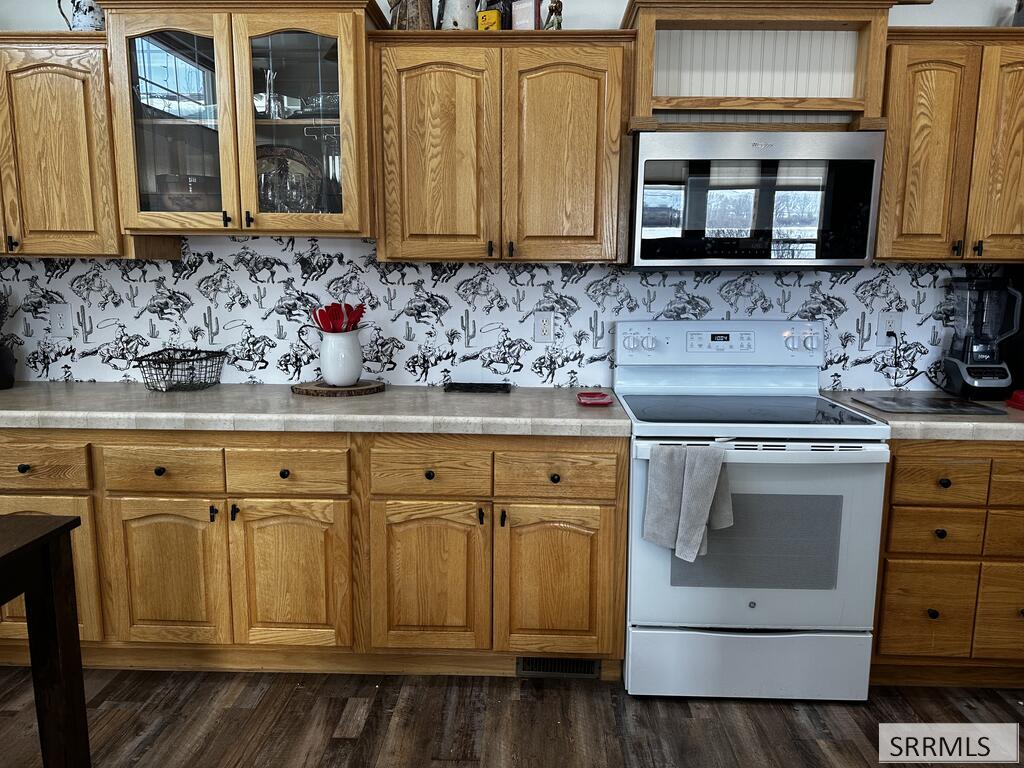 4253 Highway 93 Property Photo 118