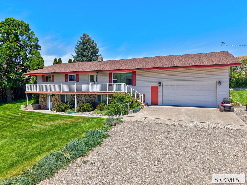 640 W Arimo Road Property Photo 1