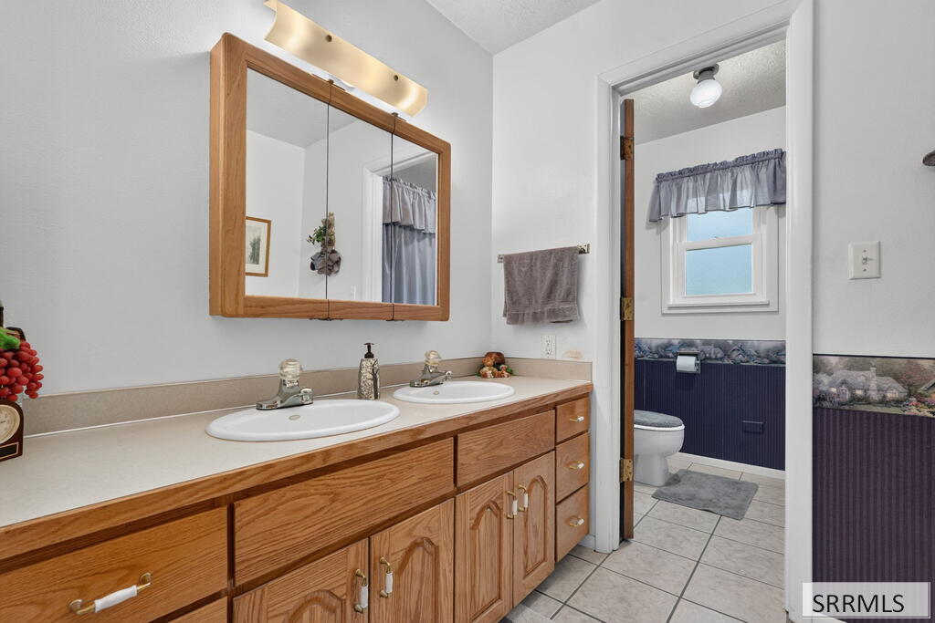 640 W Arimo Road Property Photo 7