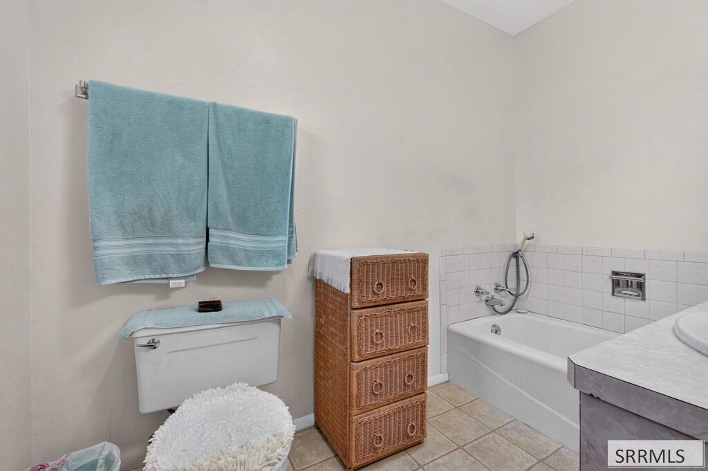 640 W Arimo Road Property Photo 12